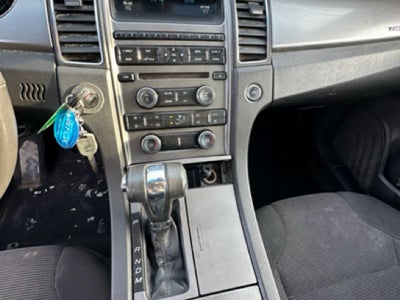 2010 Ford Taurus SEL