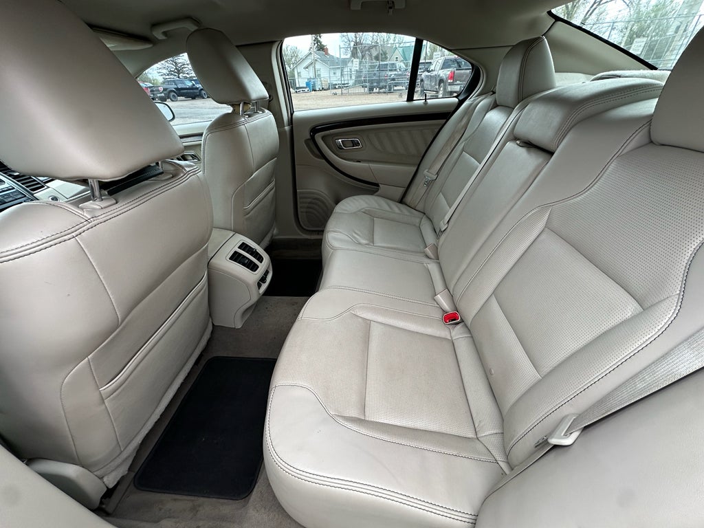 2011 Ford Taurus Limited