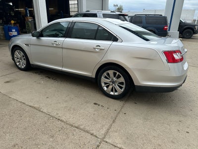 2011 Ford Taurus Limited