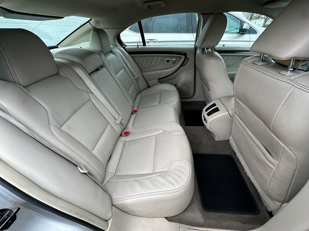2011 Ford Taurus Limited