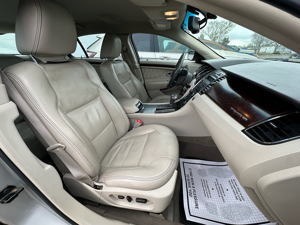 2011 Ford Taurus Limited