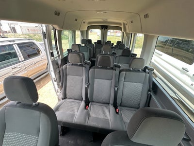 2022 Ford Transit Wagon XLT