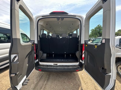 2022 Ford Transit Wagon XLT