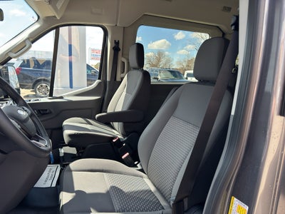 2026 Ford Transit Wagon XLT