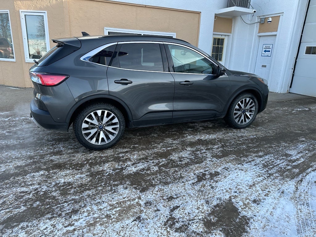 2020 Ford Escape Titanium