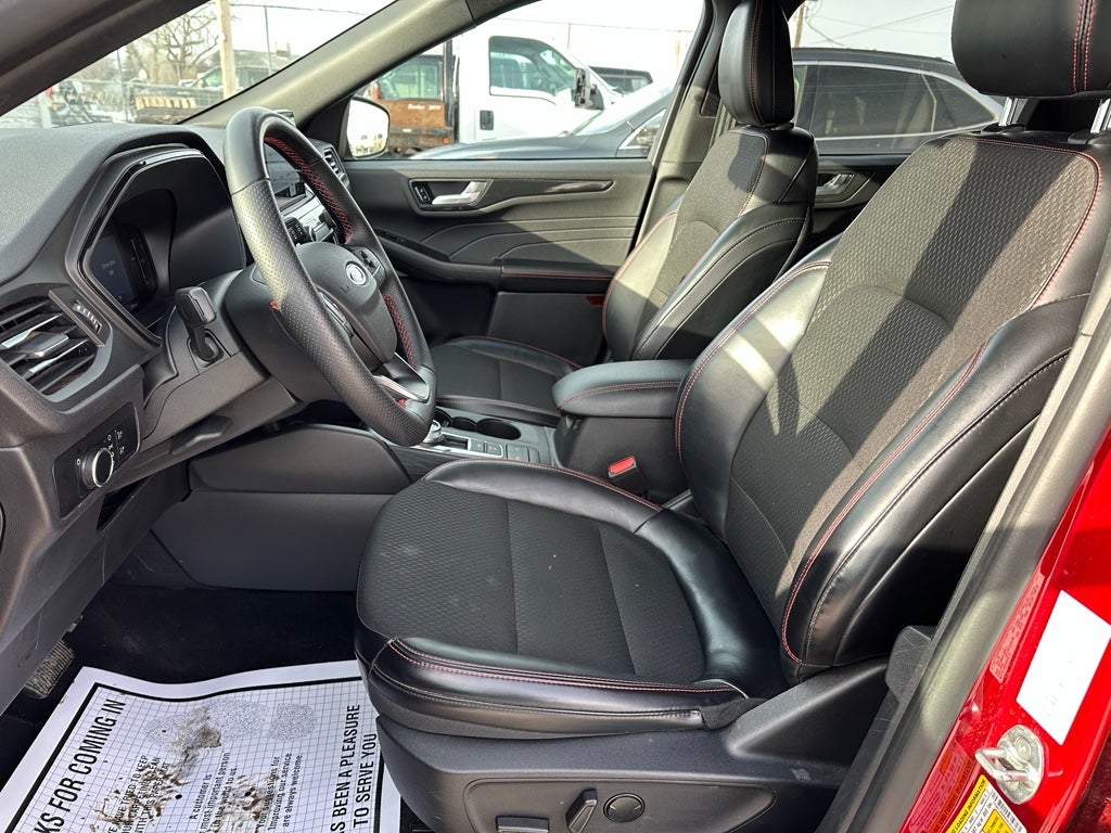 2025 Ford Escape ST-Line