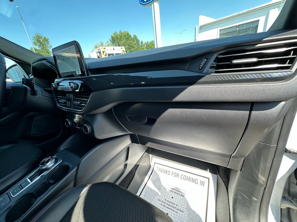 2025 Ford Escape ST-Line Select