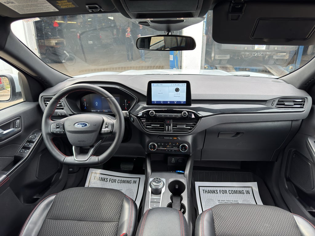 2025 Ford Escape ST-Line Select
