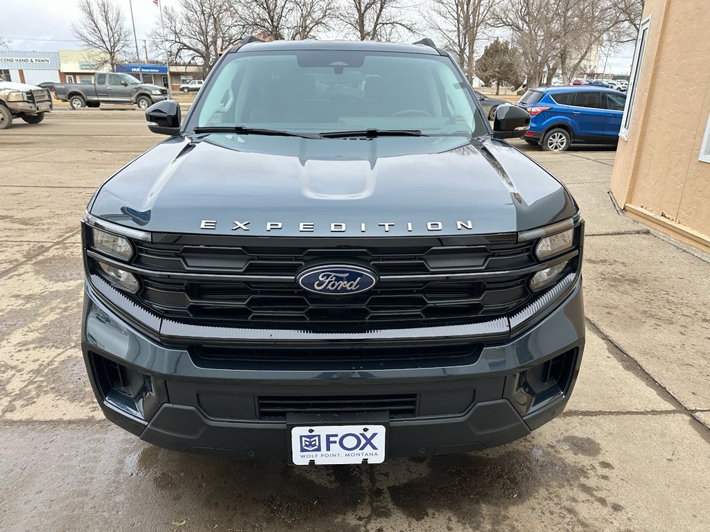 2026 Ford Expedition MAX Active