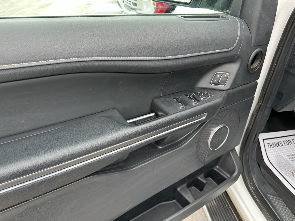 2023 Ford Expedition MAX XLT