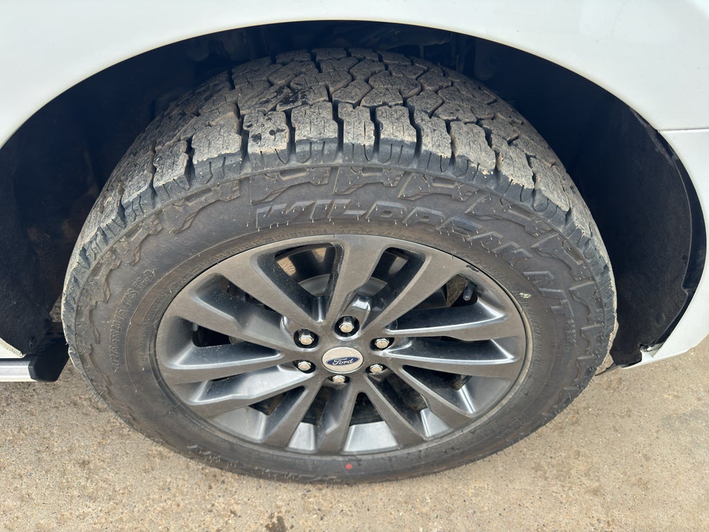 2023 Ford Expedition MAX Platinum