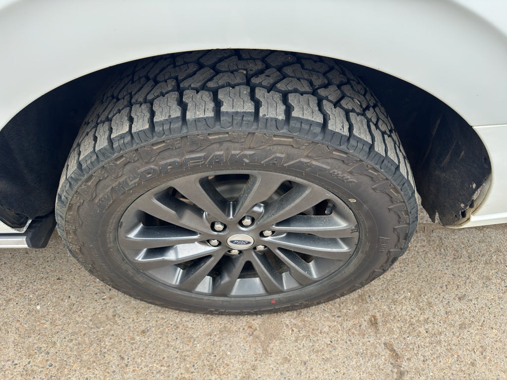 2023 Ford Expedition MAX Platinum