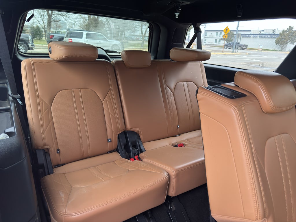 2023 Ford Expedition MAX Platinum