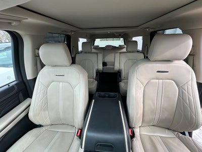 2023 Ford Expedition MAX Platinum