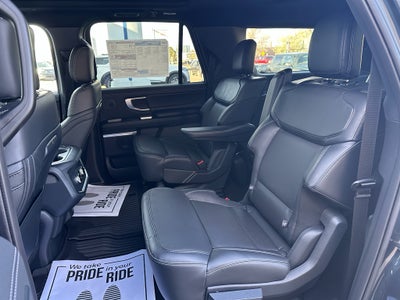 2025 Ford Expedition MAX Platinum