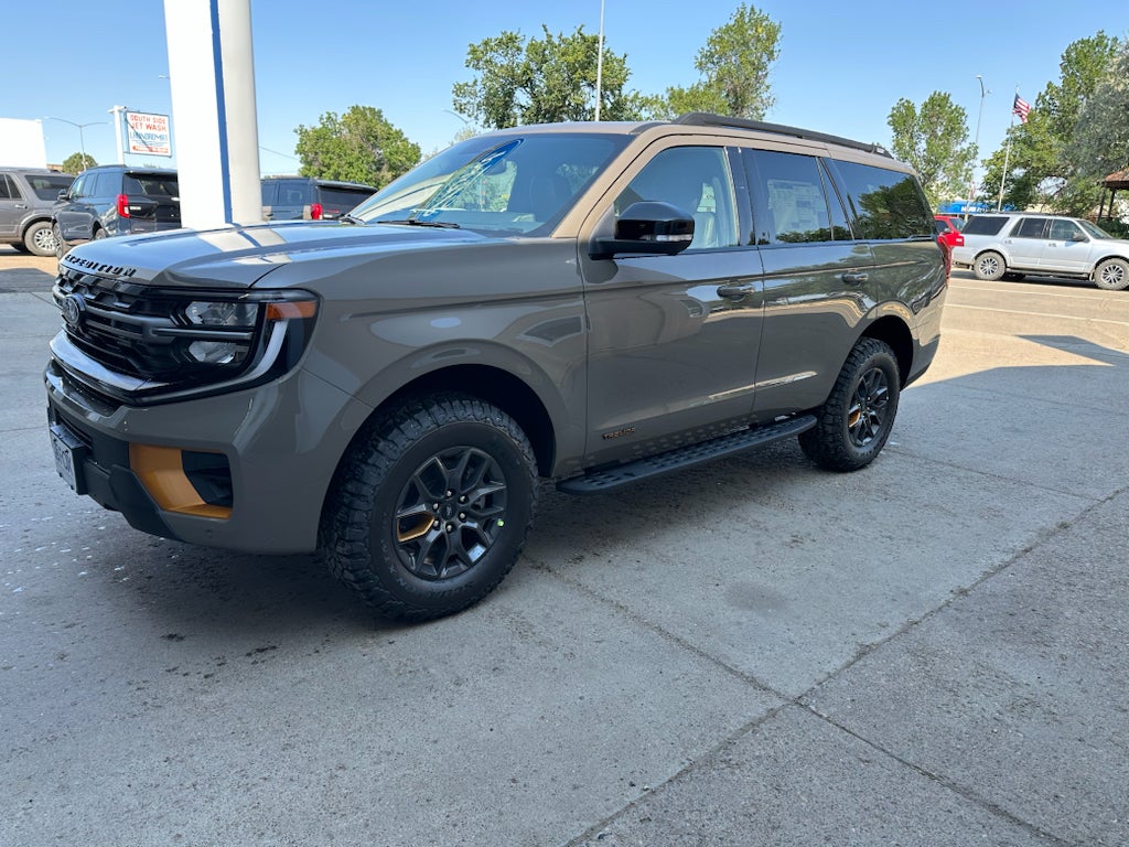2027 Ford Expedition Tremor
