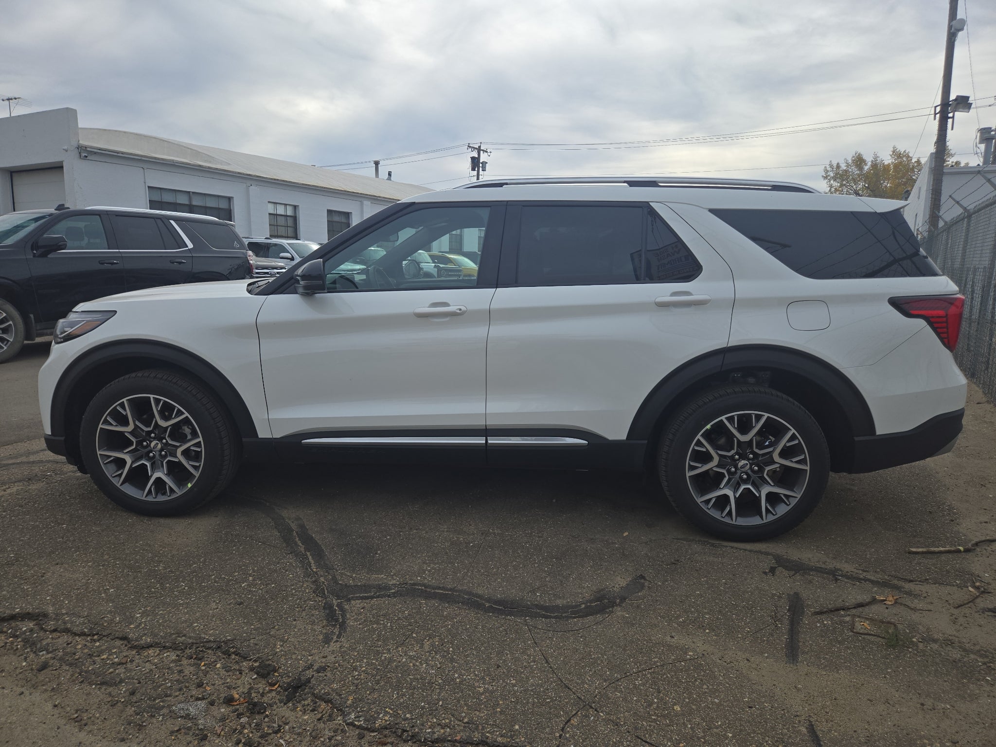 2027 Ford Explorer Platinum