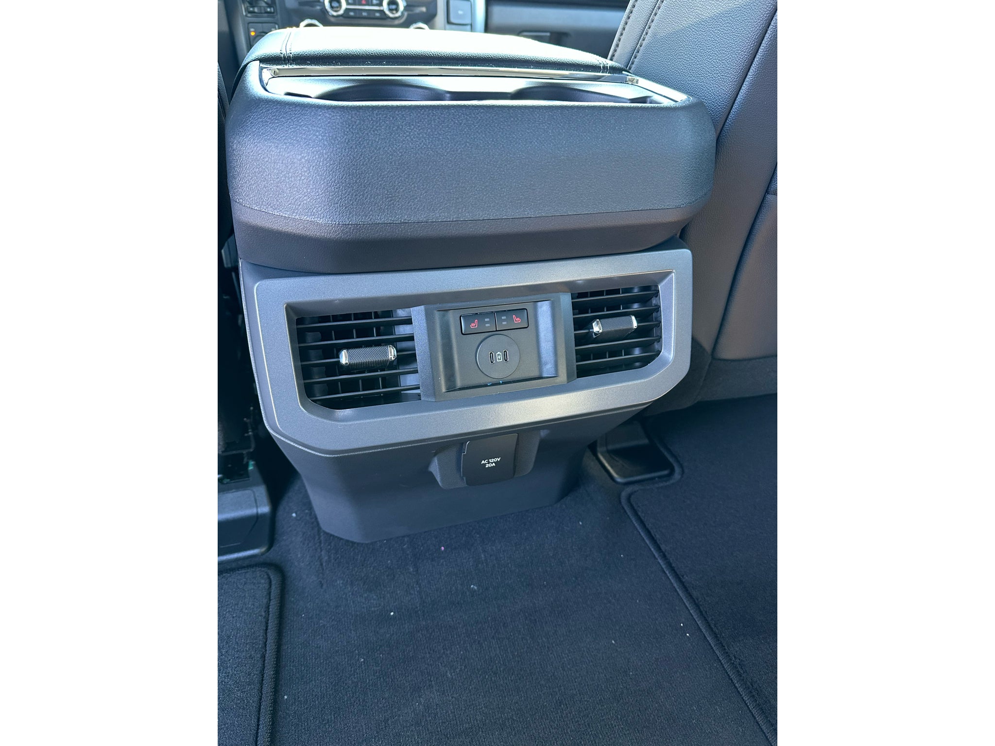 2027 Ford F-250 LARIAT