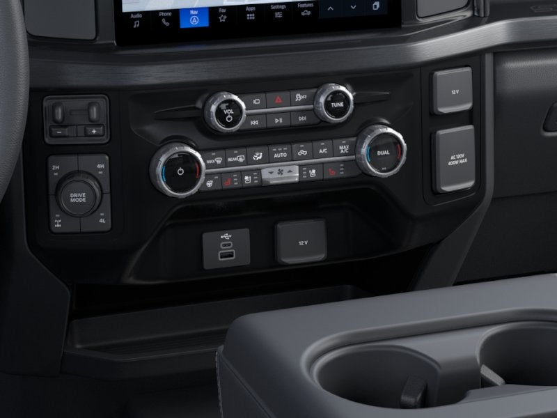 2026 Ford F-350 4X4 CREW CAB PICKUP/