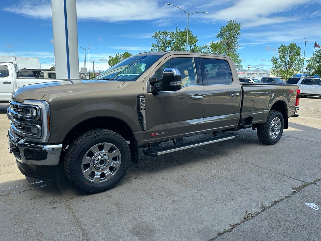 2026 Ford F-350 LARIAT