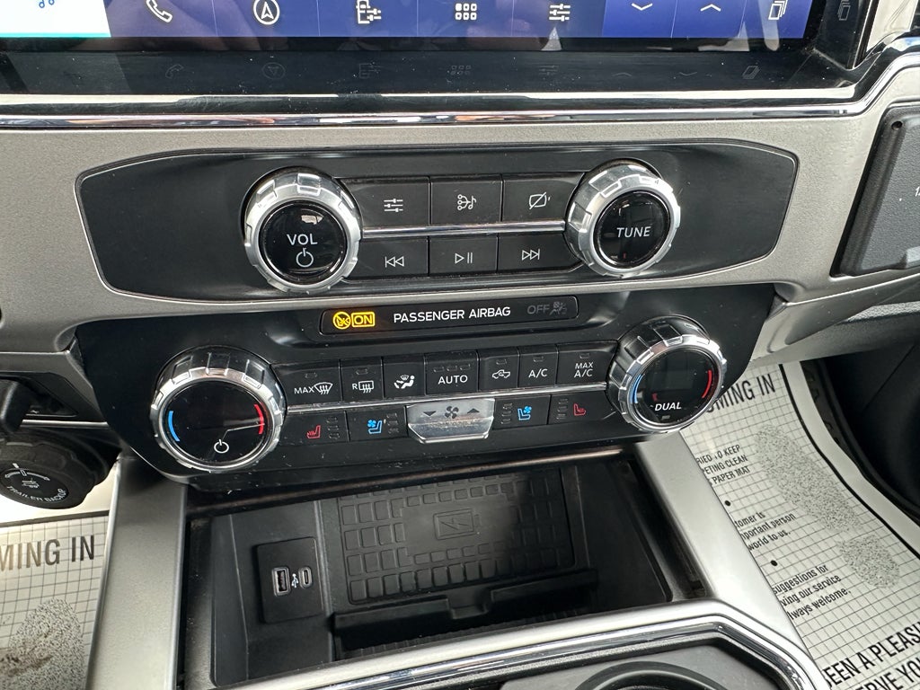 2022 Ford F-350 LARIAT