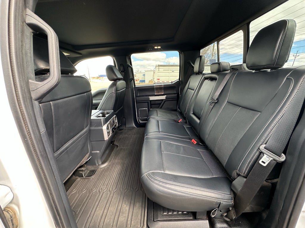 2022 Ford F-350 LARIAT