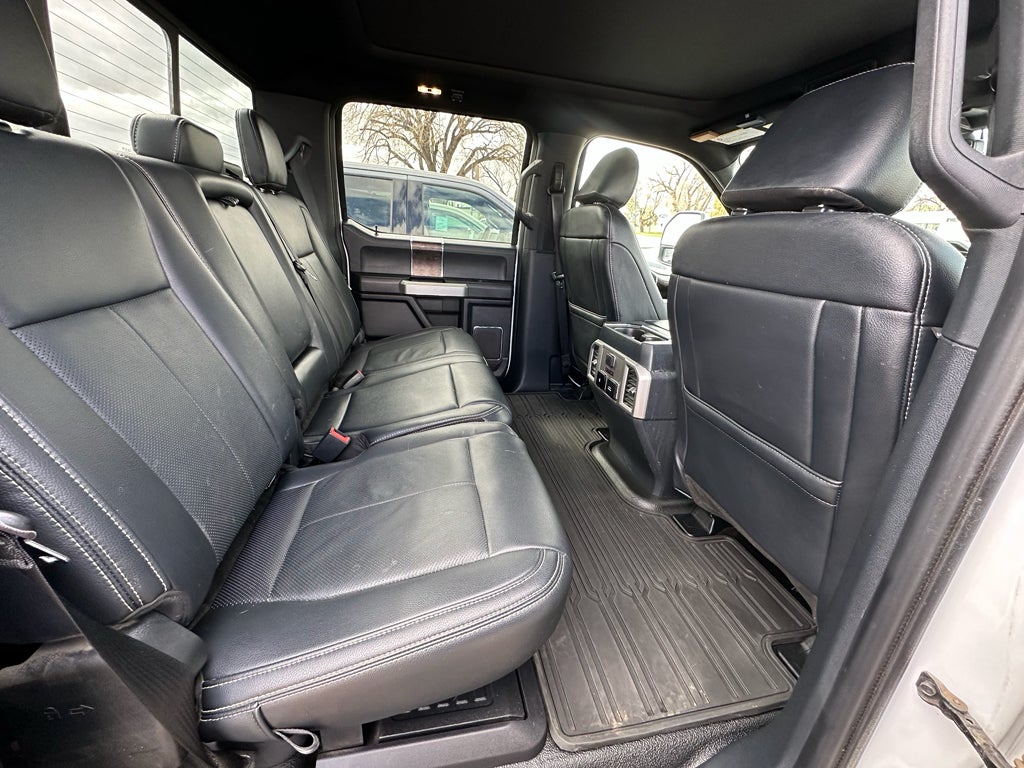 2022 Ford F-350 LARIAT