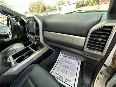 2022 Ford F-350 LARIAT