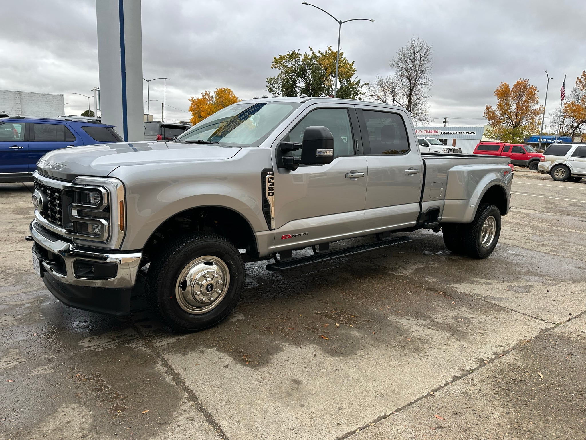 2027 Ford F-350 XLT