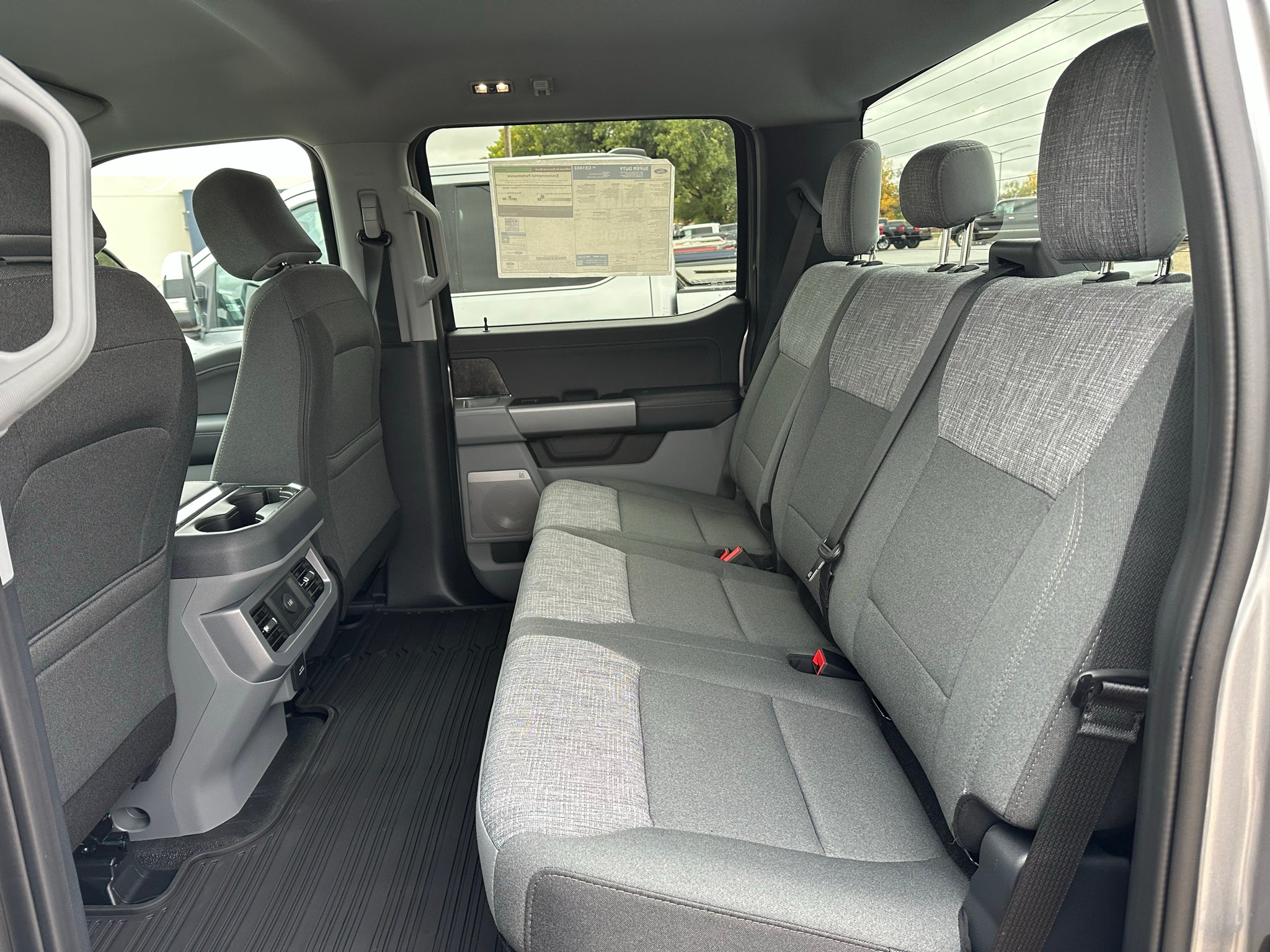 2027 Ford F-350 XLT