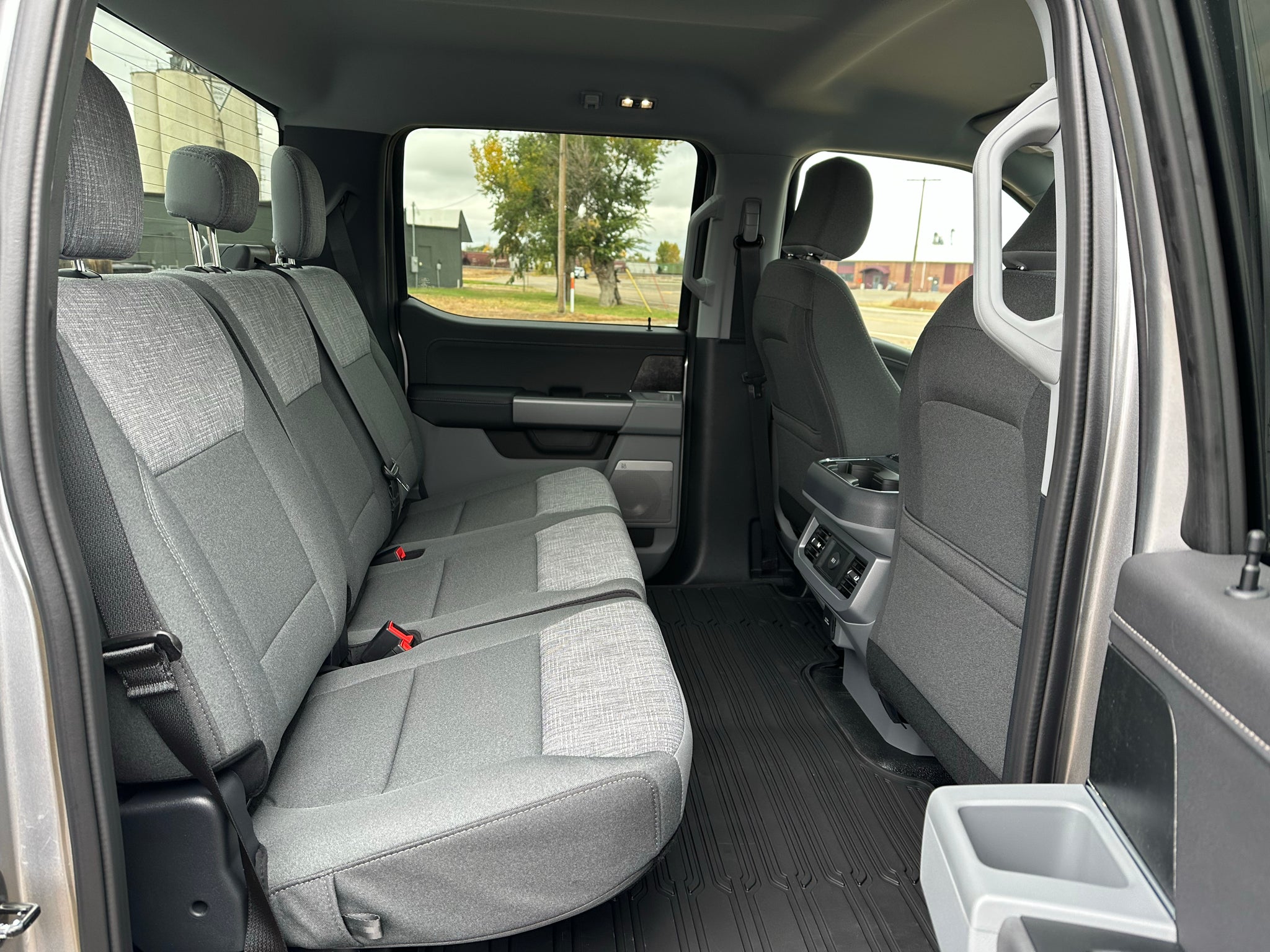 2027 Ford F-350 XLT