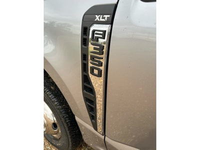 2027 Ford F-350 XLT