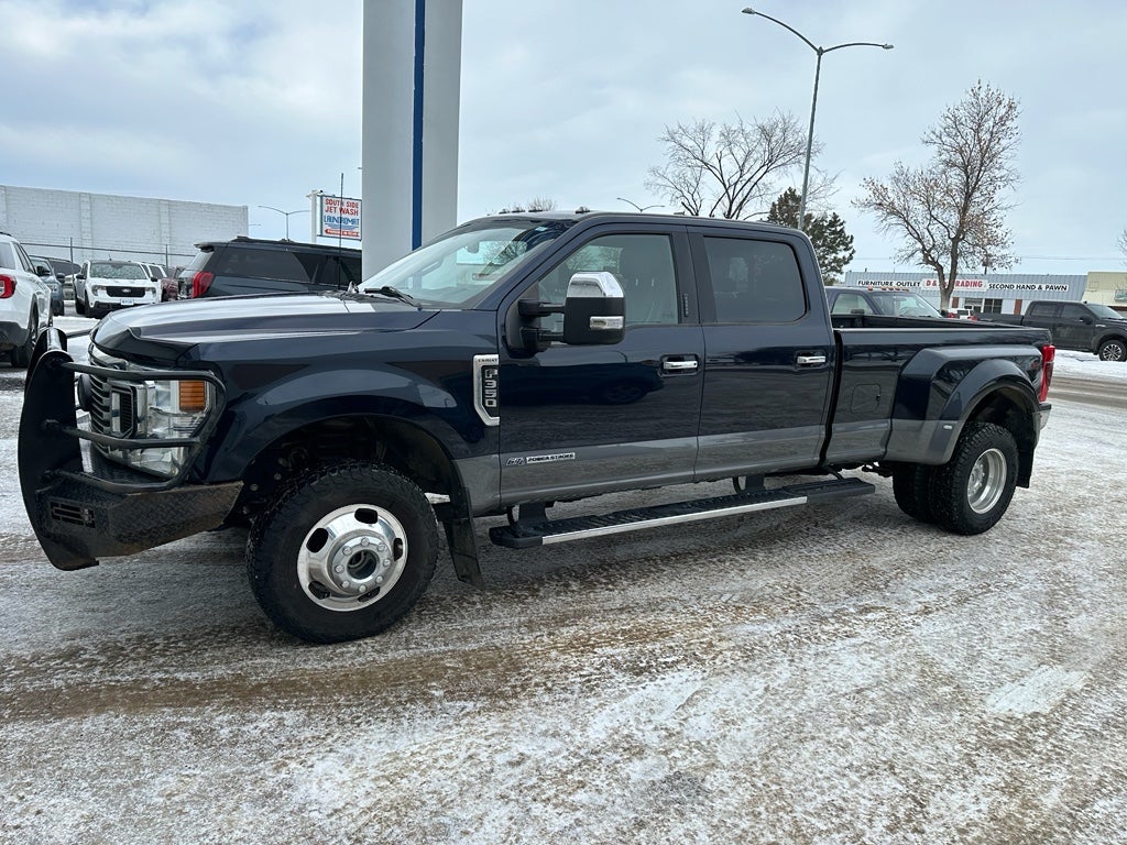 2022 Ford F-350 LARIAT
