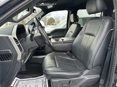 2022 Ford F-350 LARIAT