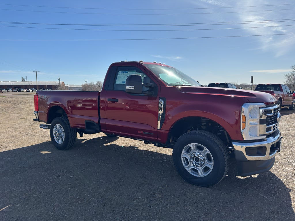 2026 Ford F-350 XLT
