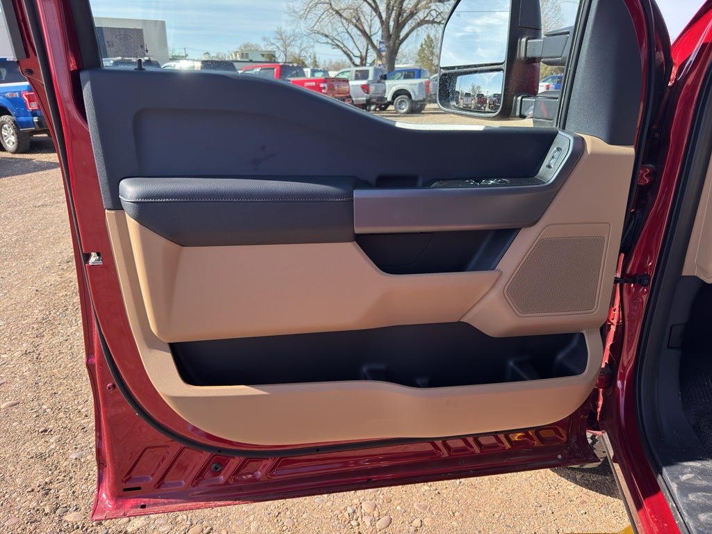 2026 Ford F-350 XLT