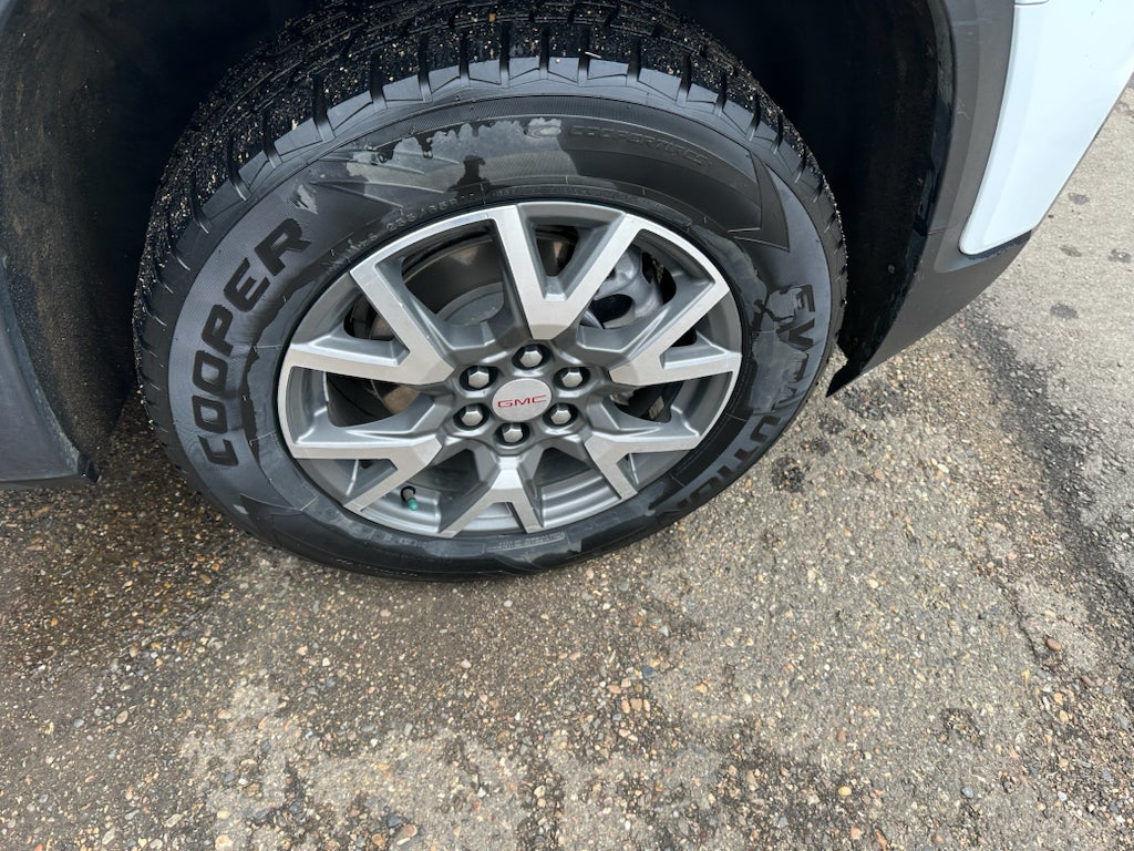2022 GMC Acadia SLE