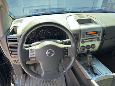 2005 Nissan Titan LE