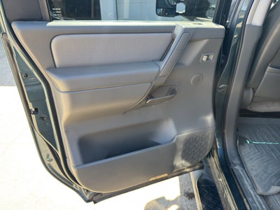 2005 Nissan Titan LE