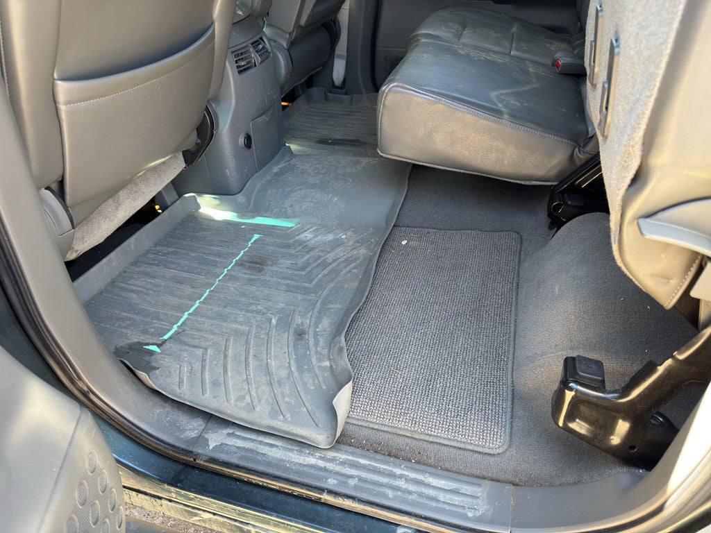 2005 Nissan Titan LE