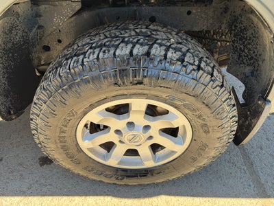 2005 Nissan Titan LE
