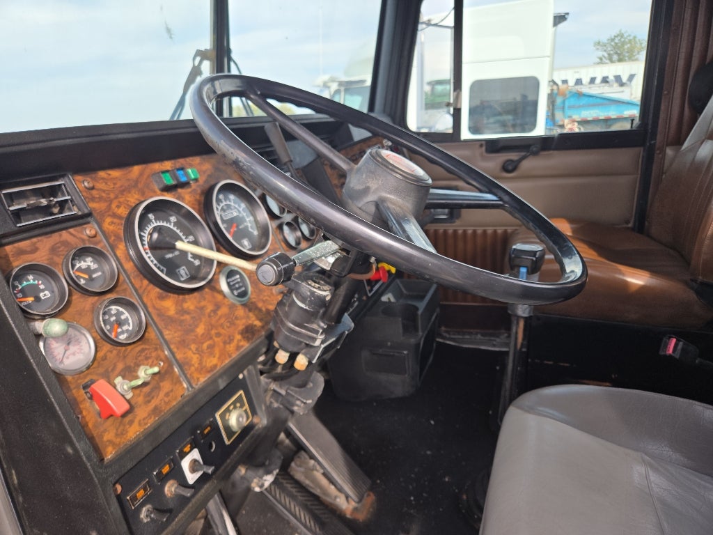 1995 Kenworth CONSTRUCTION CONSTRUCT W900