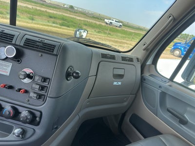 2015 Freightliner Cascadia 125 125