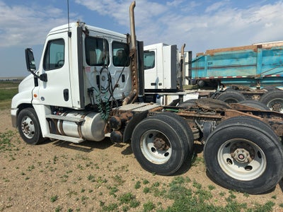 2015 Freightliner Cascadia 125 125