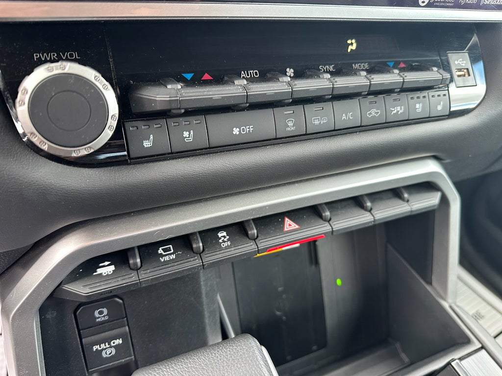 2024 Toyota Tundra Hybrid Platinum Hybrid